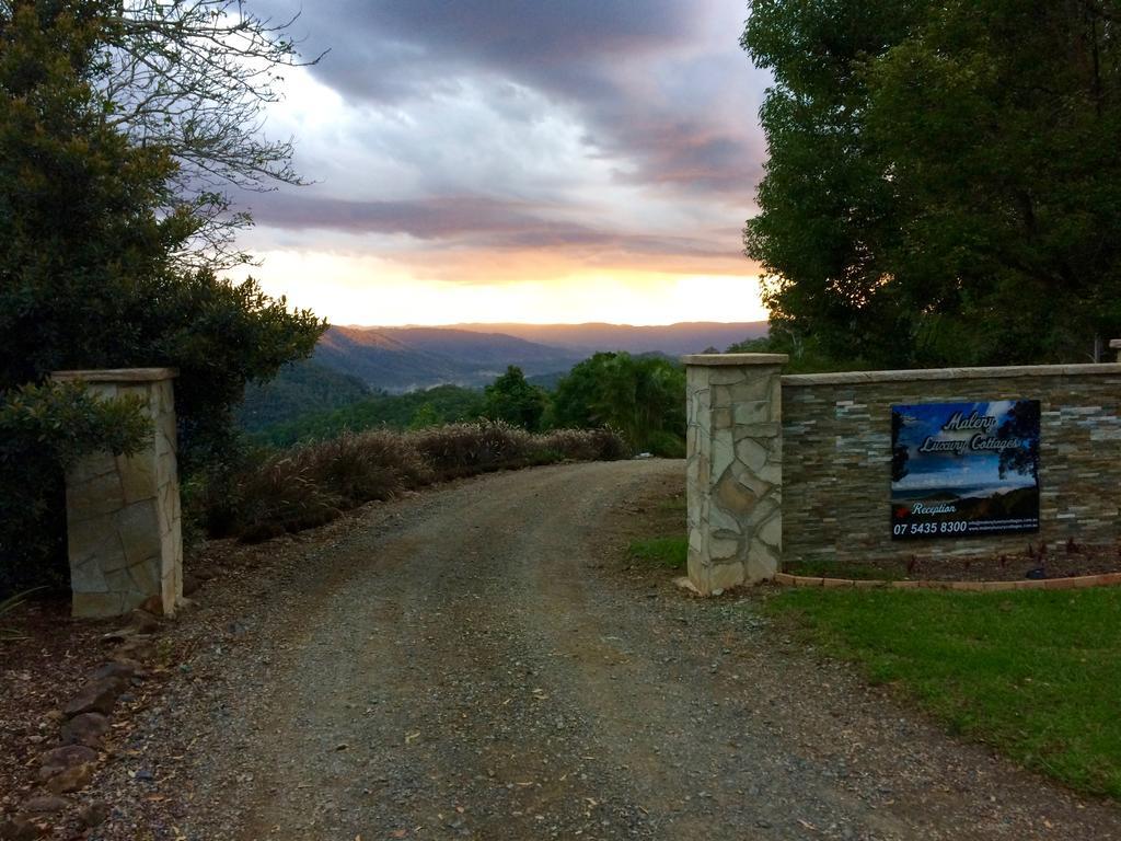 Maleny Luxury Cottages Esterno foto